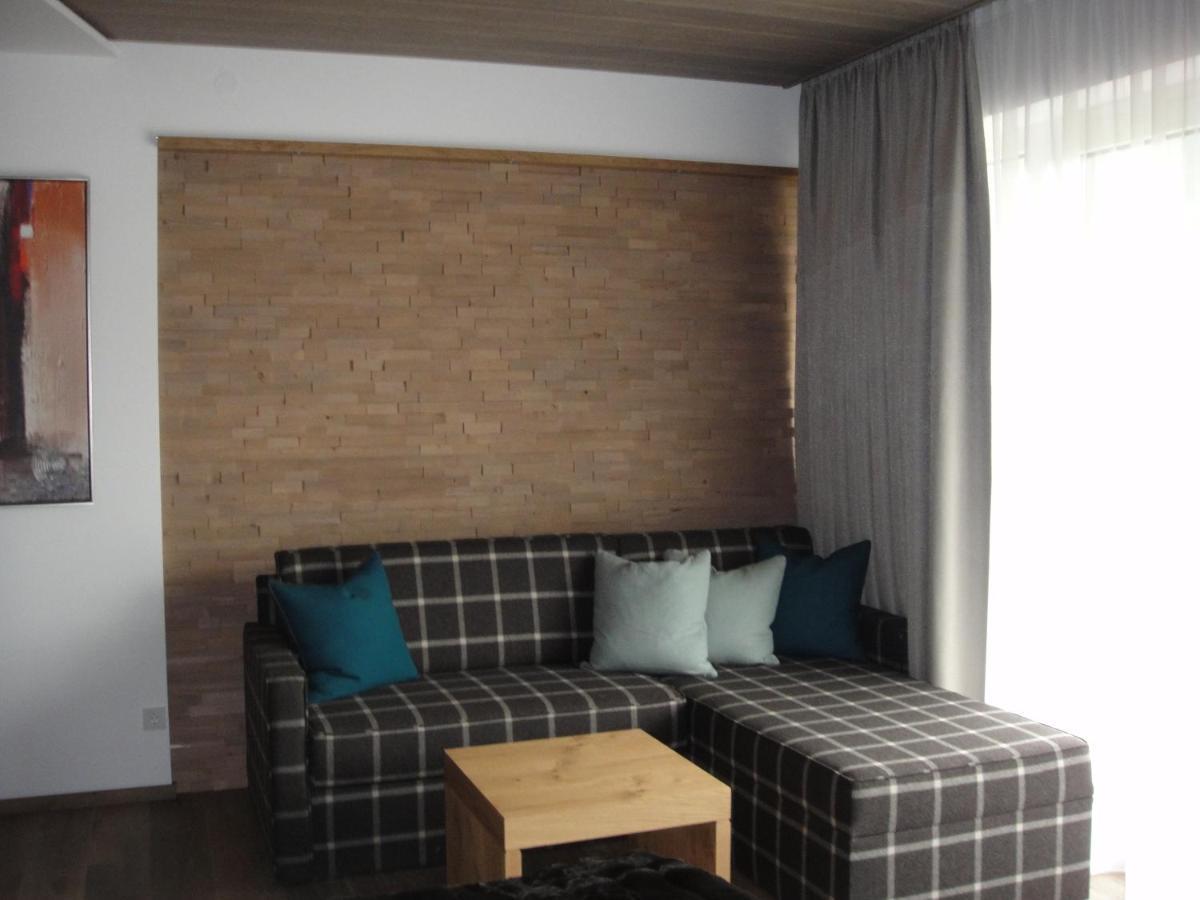 Haus Alt St. Anton Apartment Sankt Anton am Arlberg Exterior photo