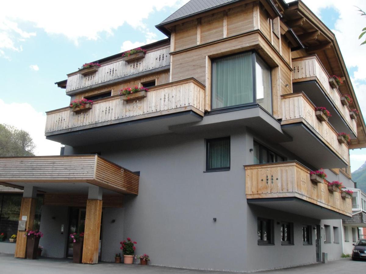 Haus Alt St. Anton Apartment Sankt Anton am Arlberg Exterior photo